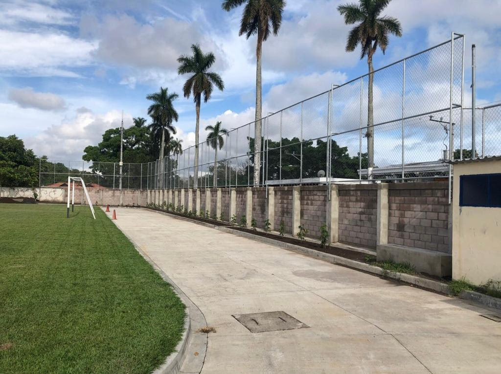 Proyecto Construcción de muro de contención construido por RV Ingenieros en Santa Tecla