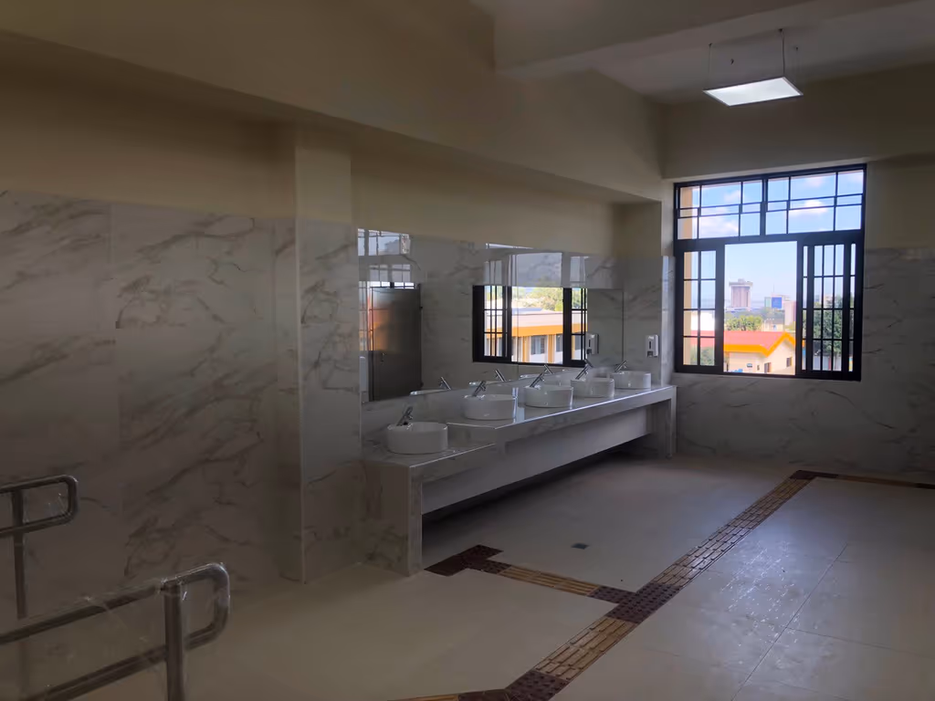 Proyecto Remodelación corporativa en institución educativa construido por RV Ingenieros en San Salvador