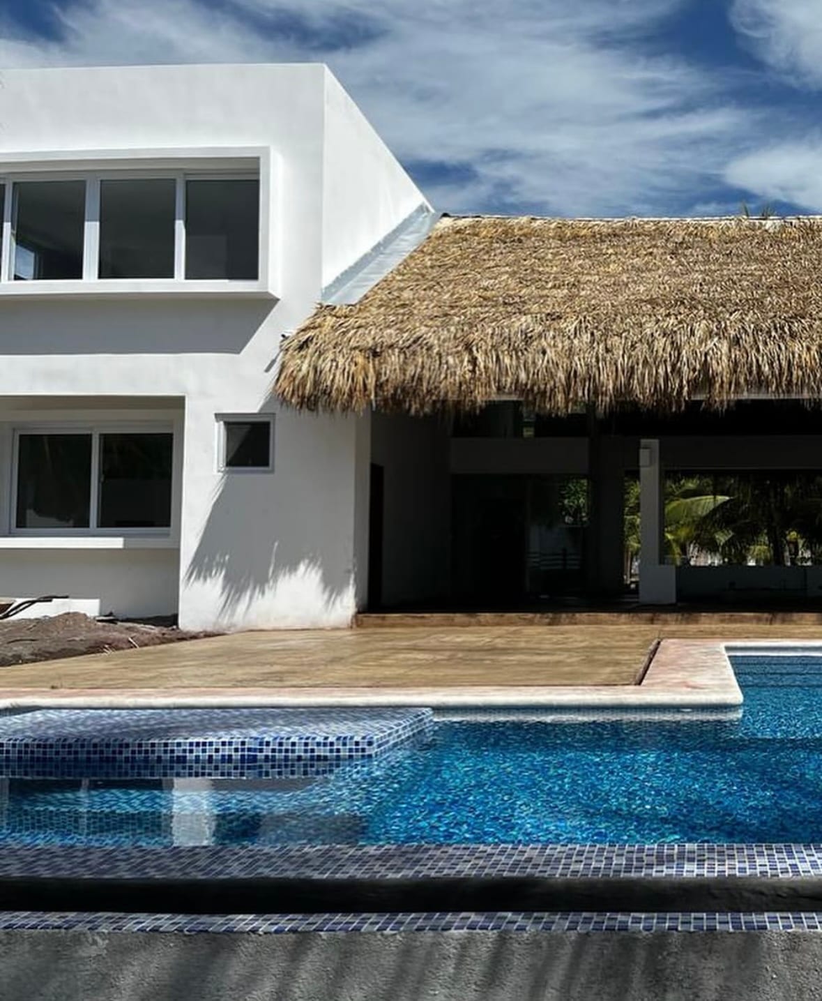 Proyecto residencial de playa construido por RV Ingenieros